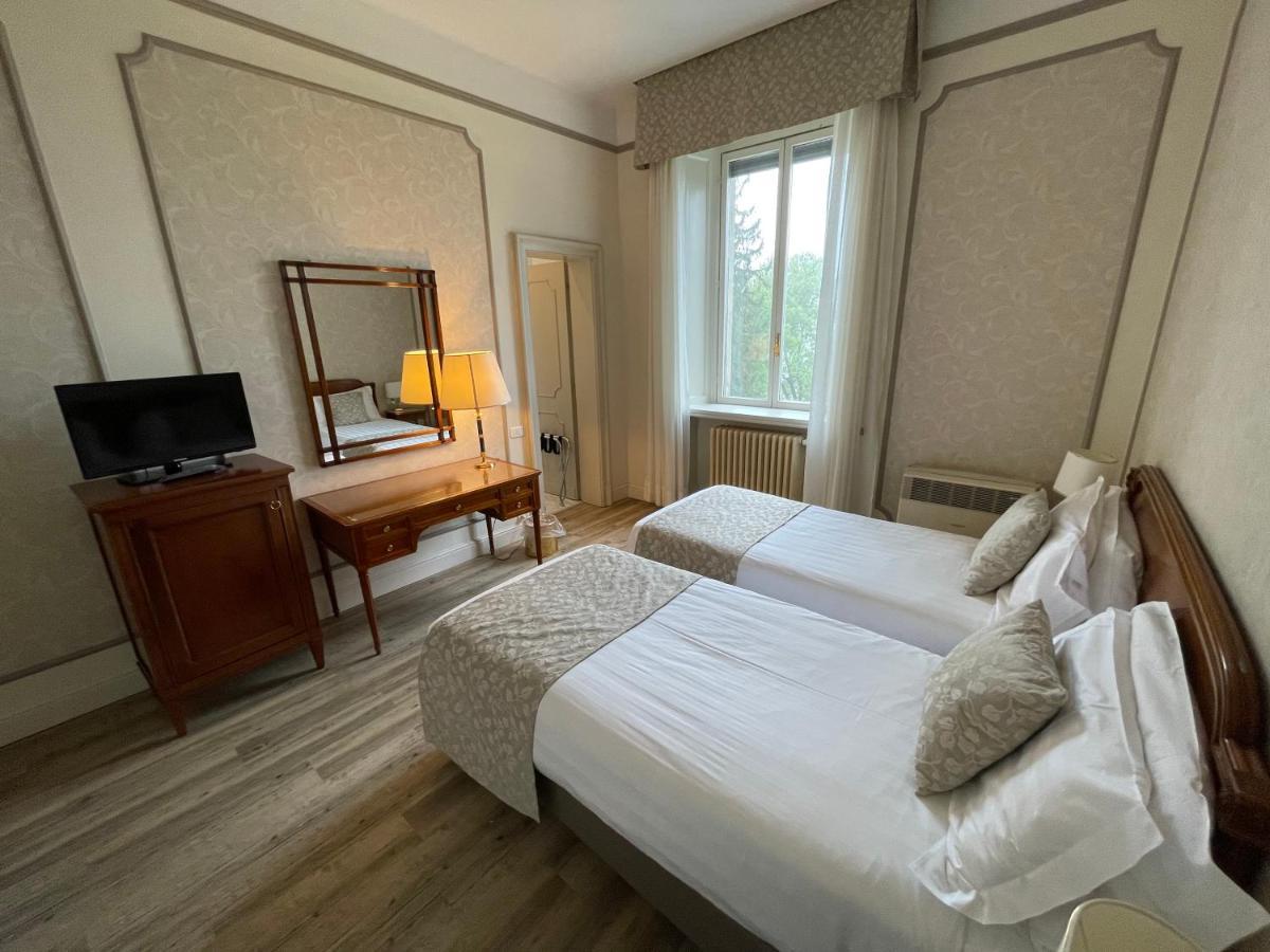 Palace Grand Hotel 4*
