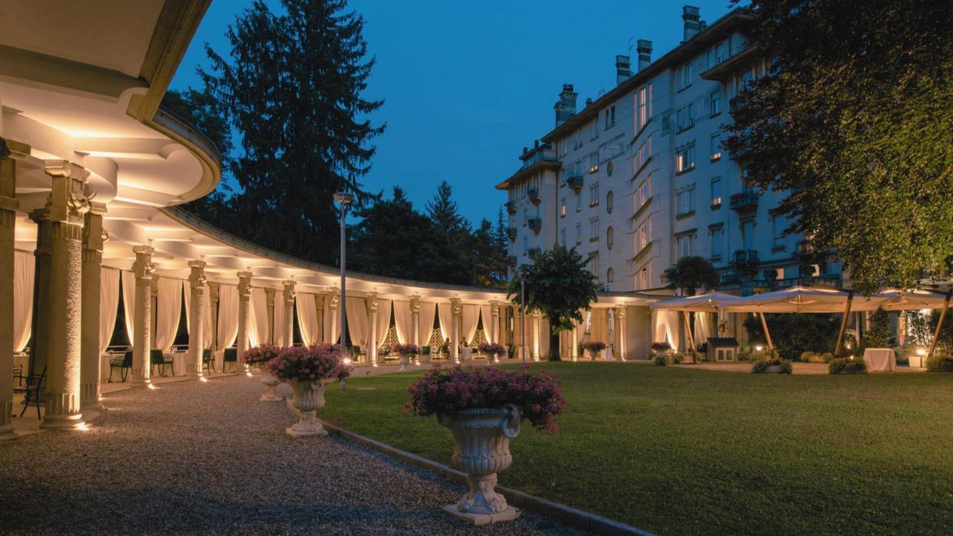 Hotel Palace Grand