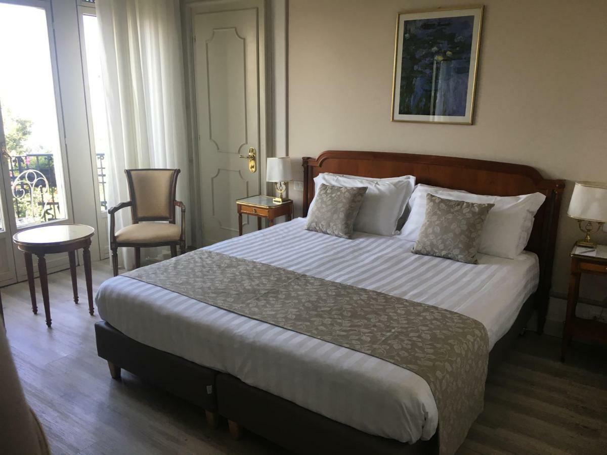 Hotel Palace Grand
