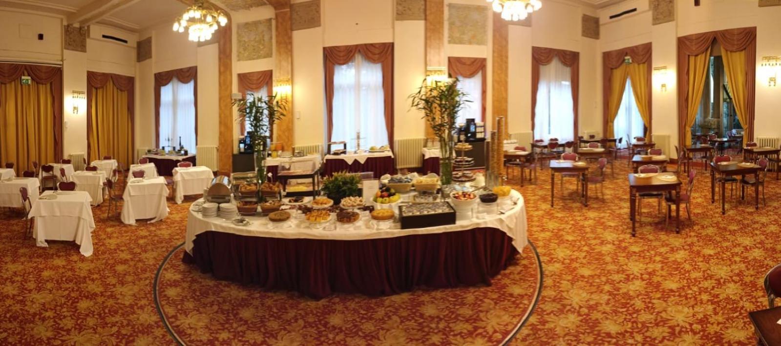 Palace Grand Hotel
