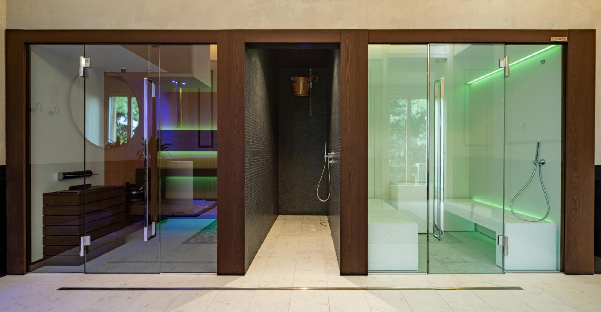 Palace Grand Hotel 4*