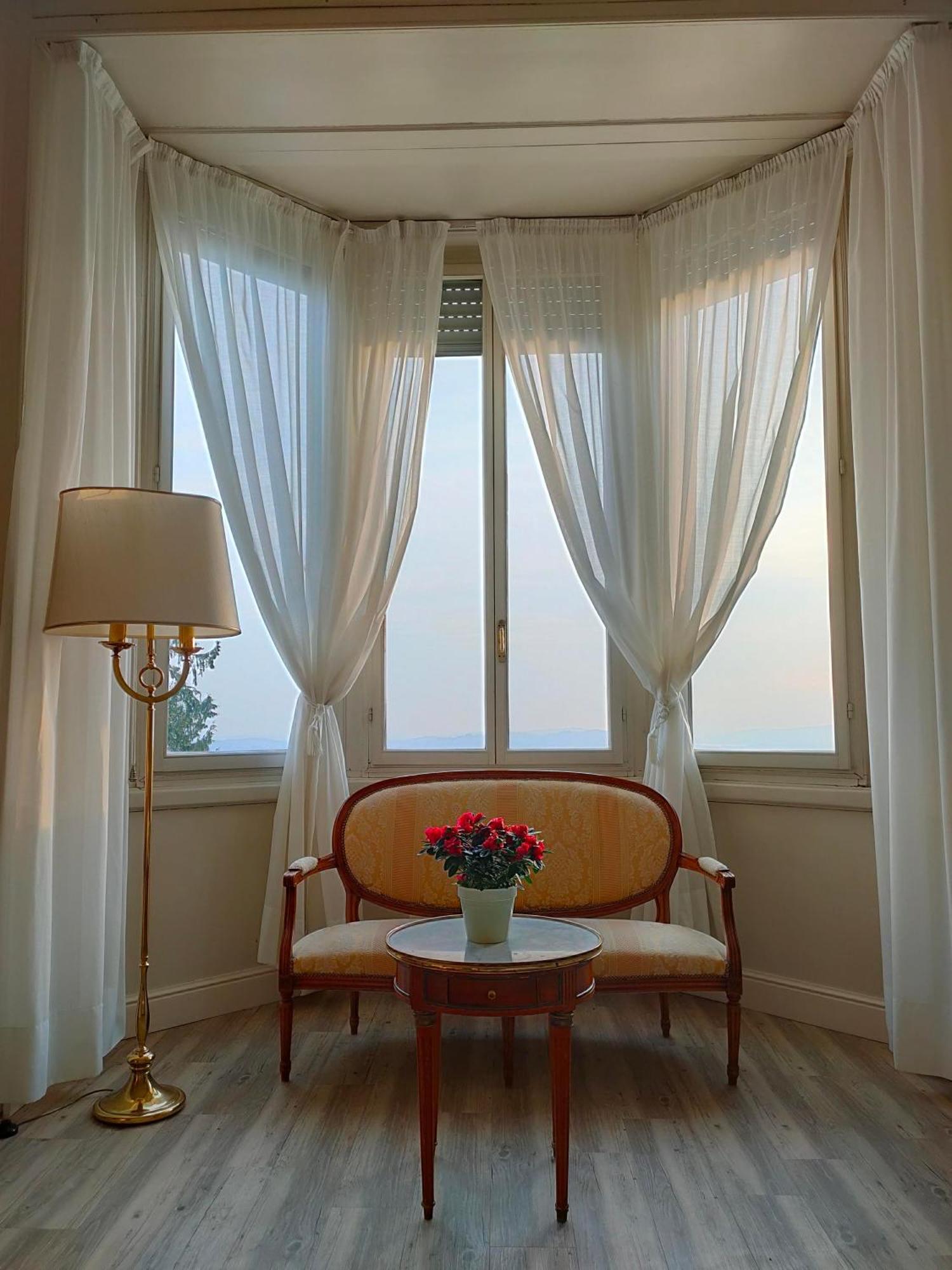 Palace Grand Hotel 4*