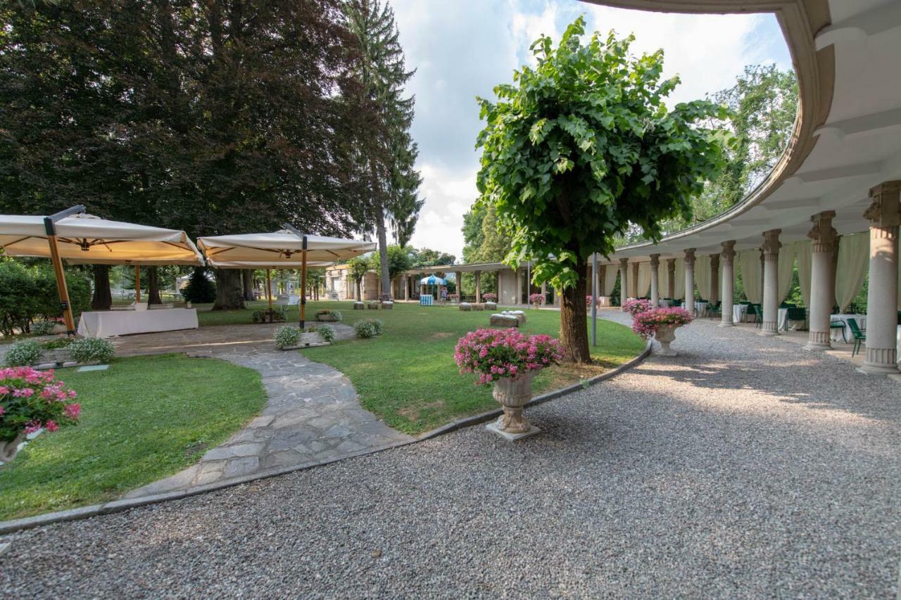 Palace Grand Hotel 4*